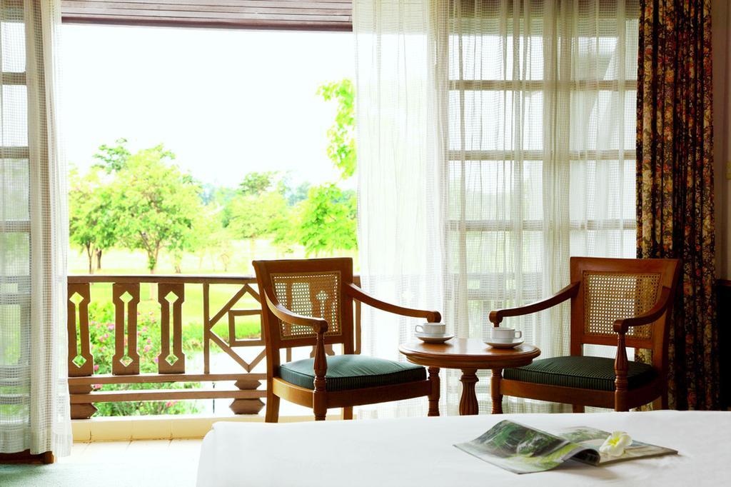 Korat Resort Hotel Nakhonratchasima Exterior foto